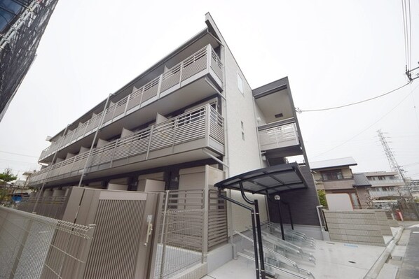 クレイノフラーズ アント ルポの物件外観写真